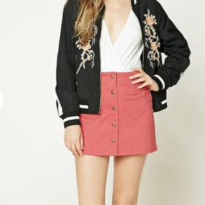 NWT BUTTON FRONT denim size 27 in coral